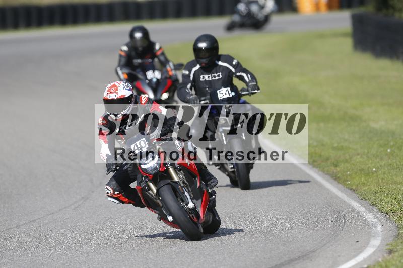 /40 24.08.2026  Cornu Master School ADR/blau-beu/54